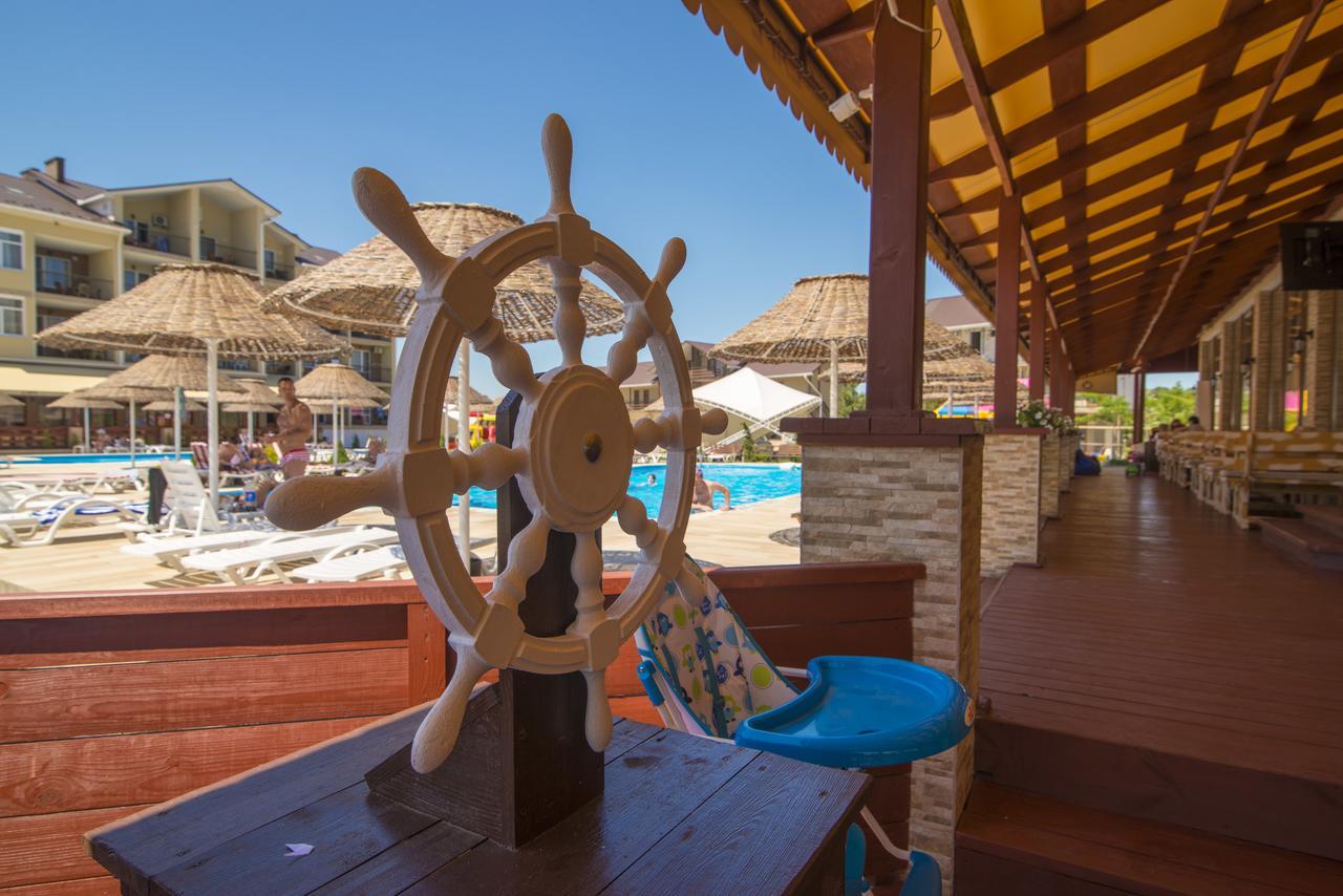 Kovcheg Hotel Zatoka Luaran gambar
