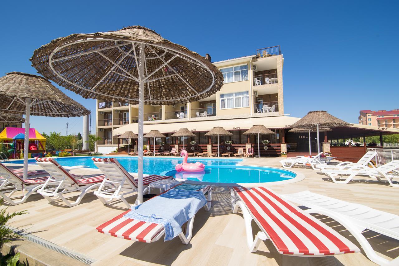 Kovcheg Hotel Zatoka Luaran gambar