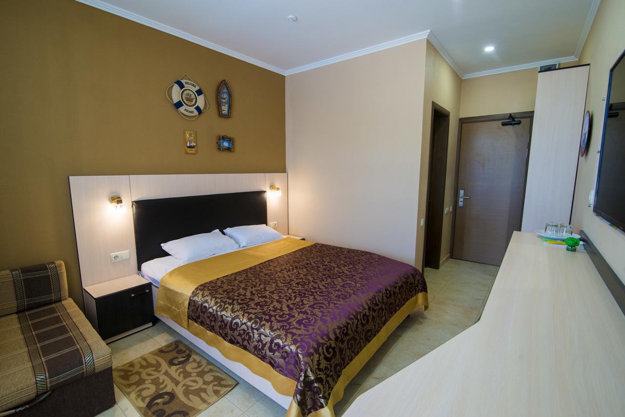 Kovcheg Hotel Zatoka Luaran gambar