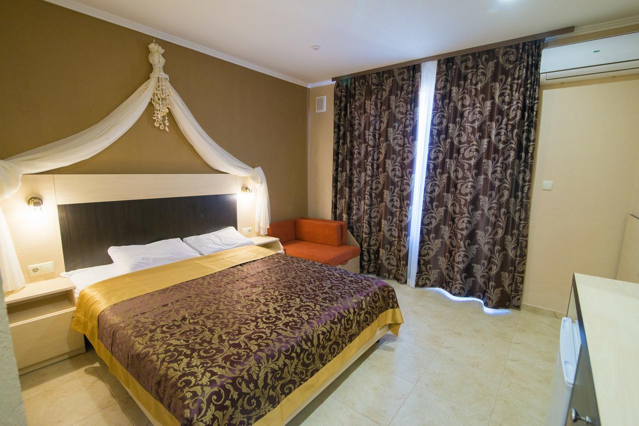 Kovcheg Hotel Zatoka Luaran gambar
