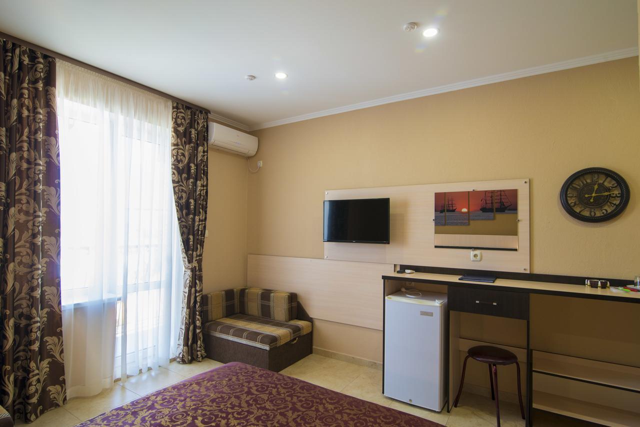 Kovcheg Hotel Zatoka Luaran gambar