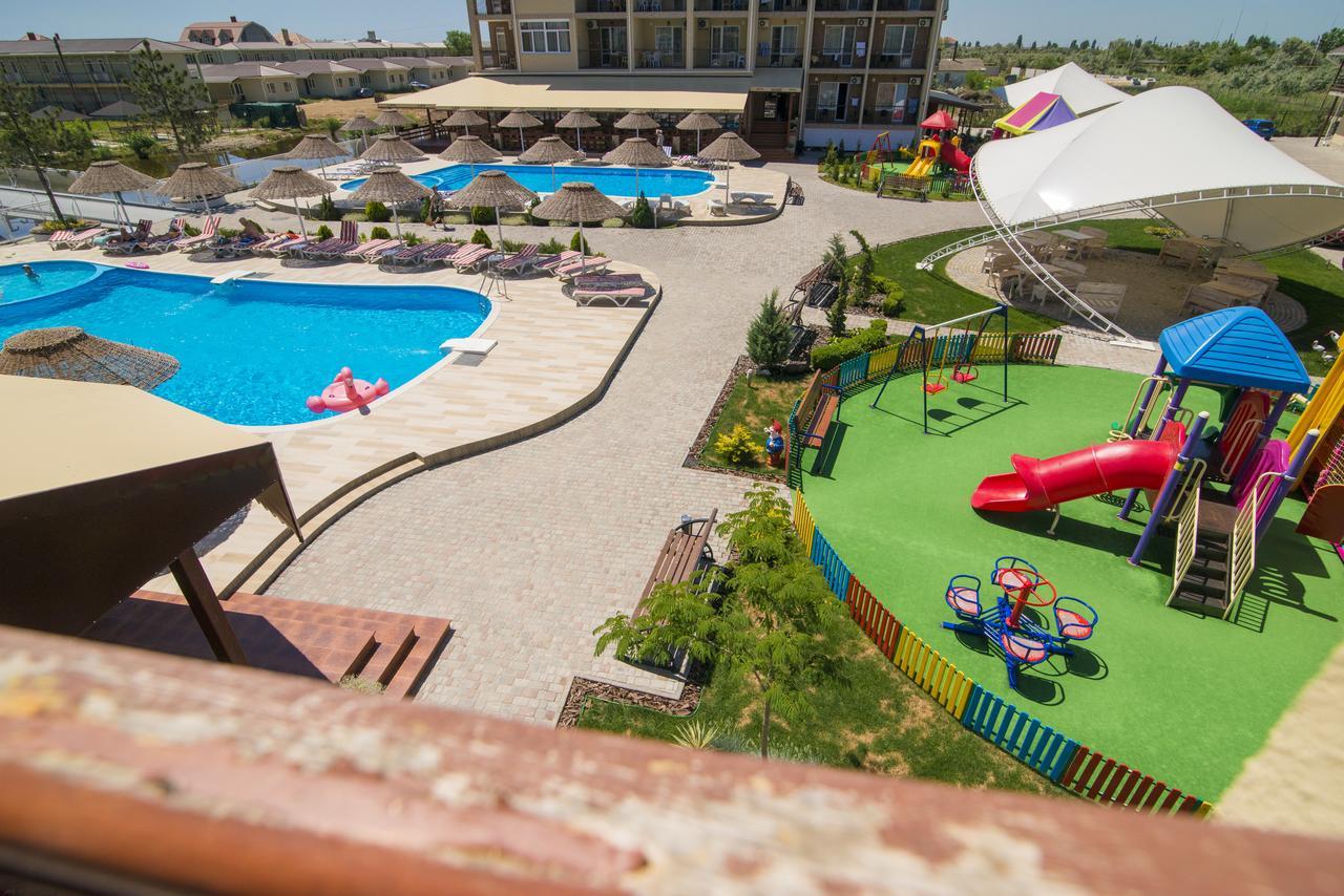 Kovcheg Hotel Zatoka Luaran gambar