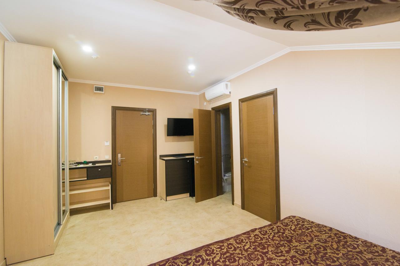 Kovcheg Hotel Zatoka Luaran gambar